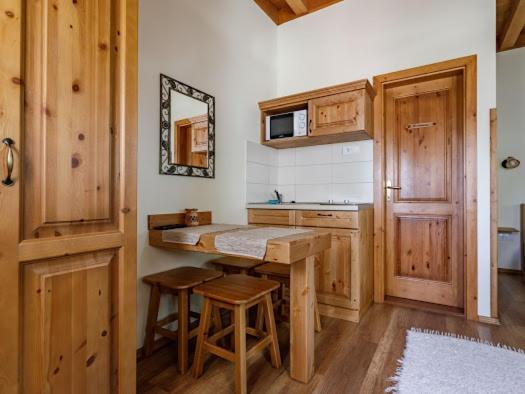 Tóth Vendégház és Apartmanház Újfehértó Extérieur photo