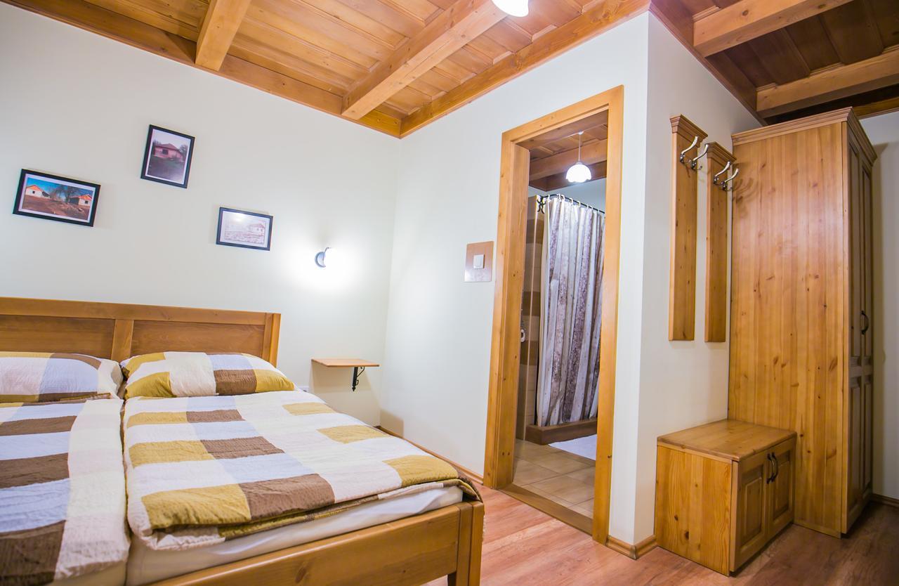 Tóth Vendégház és Apartmanház Újfehértó Extérieur photo