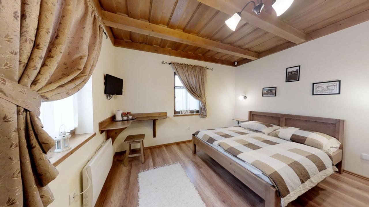 Tóth Vendégház és Apartmanház Újfehértó Extérieur photo