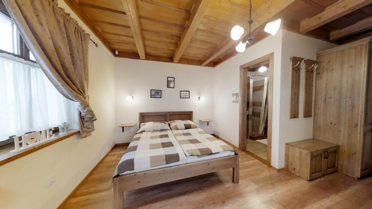 Tóth Vendégház és Apartmanház Újfehértó Extérieur photo